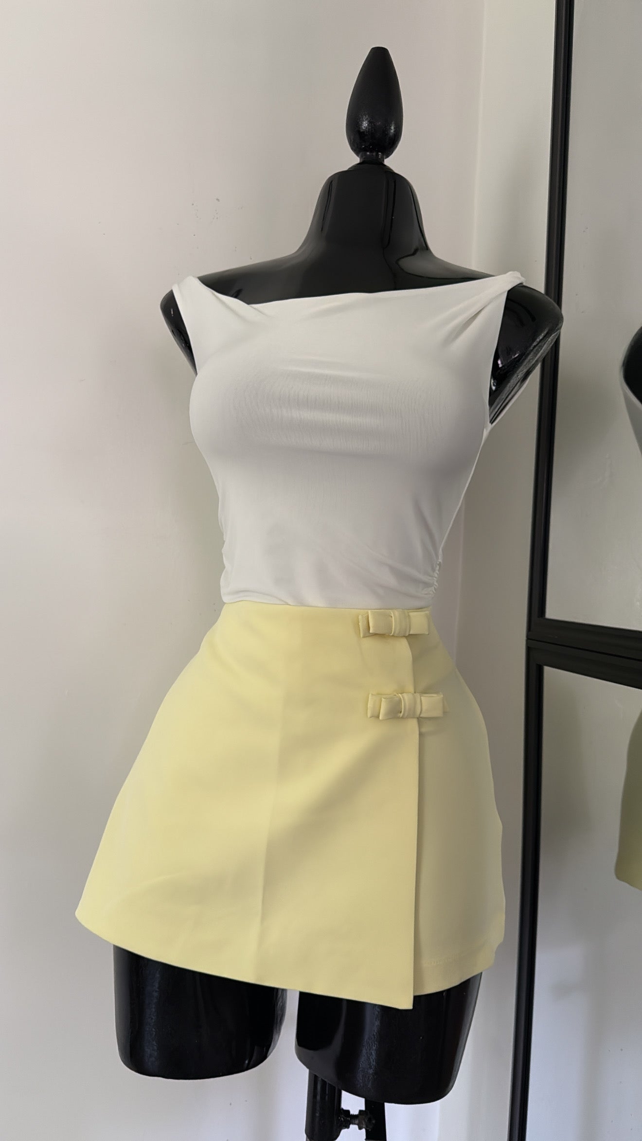 Lemon skort