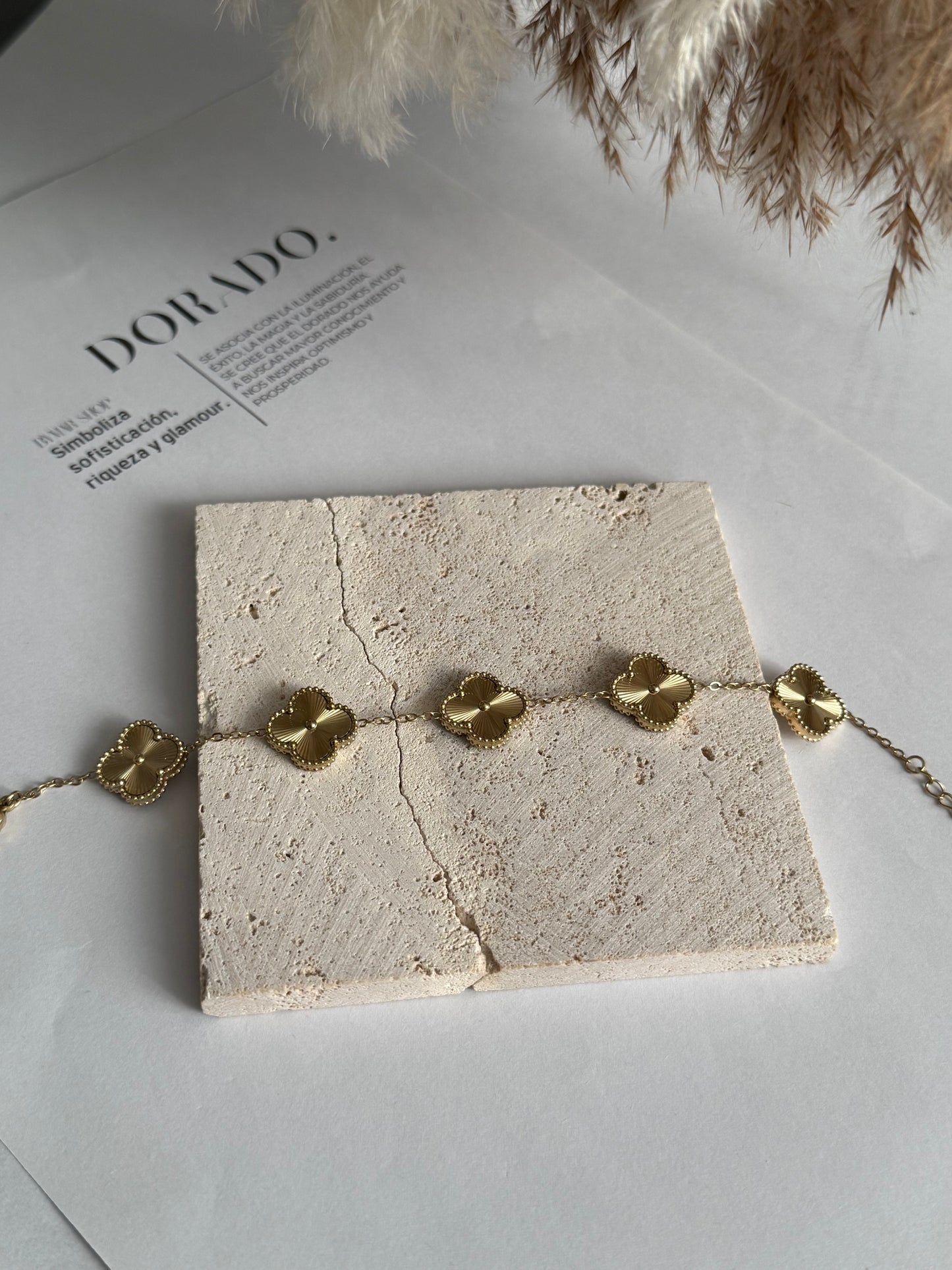 Flower bracelet