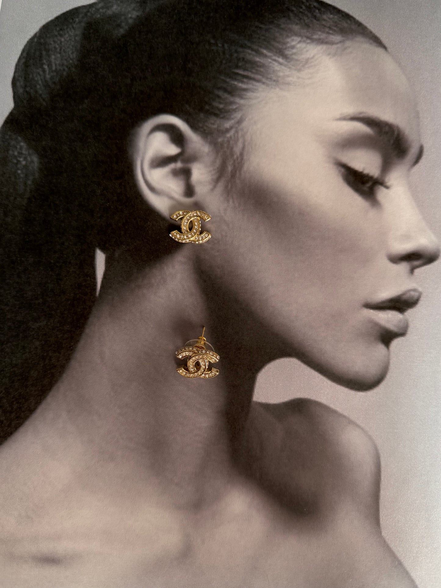 Carla gold earrings