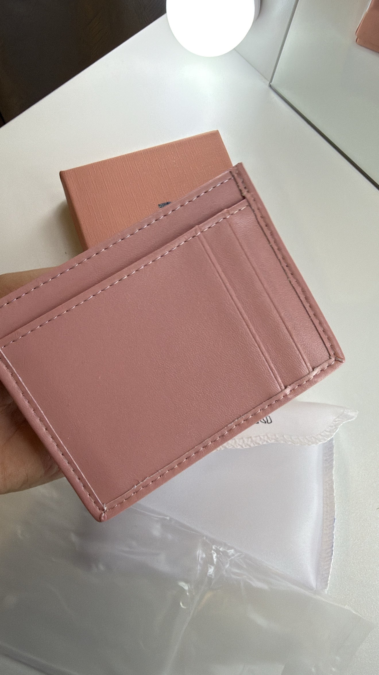 Muy muy card holder