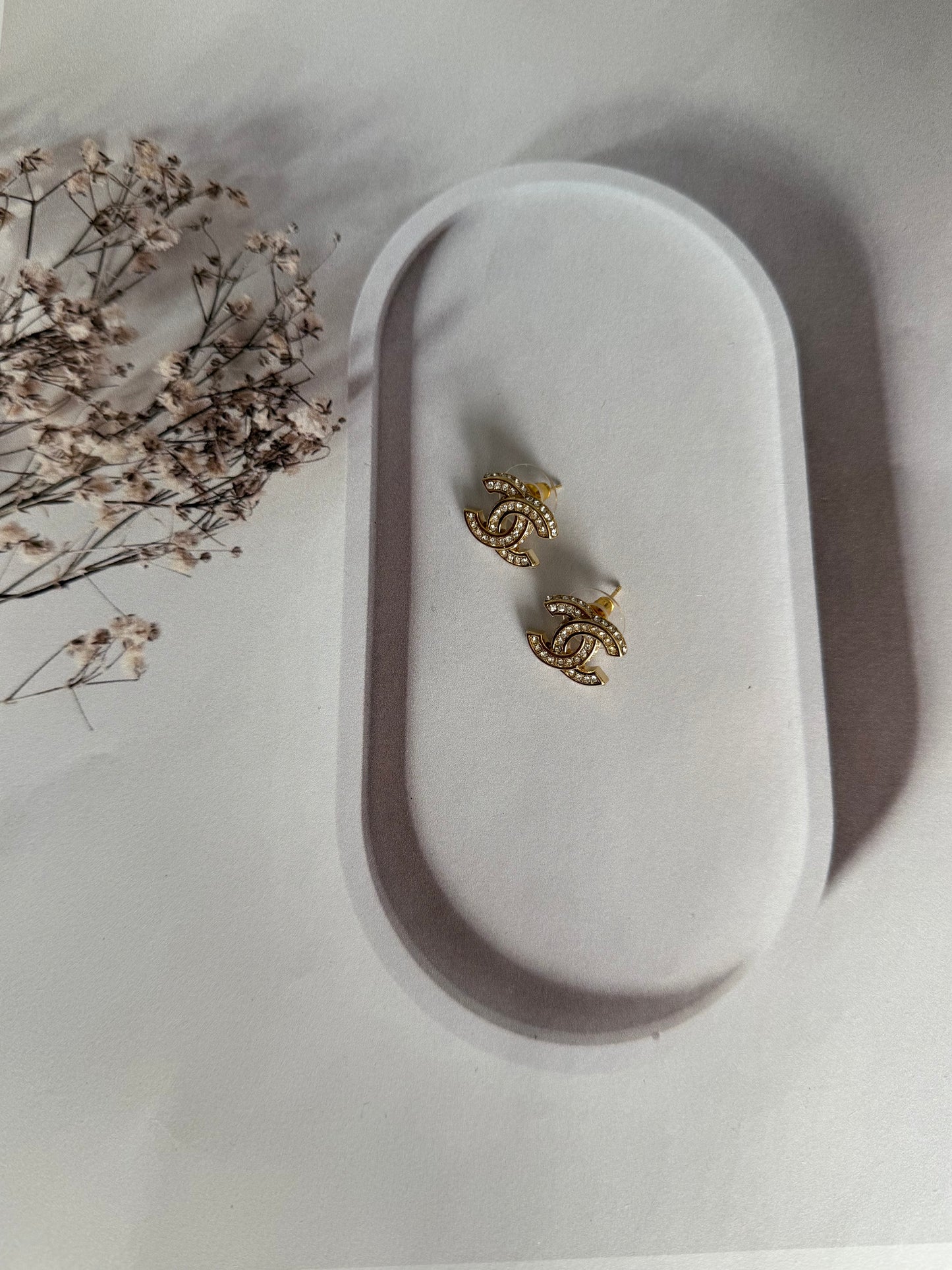 Carla gold earrings