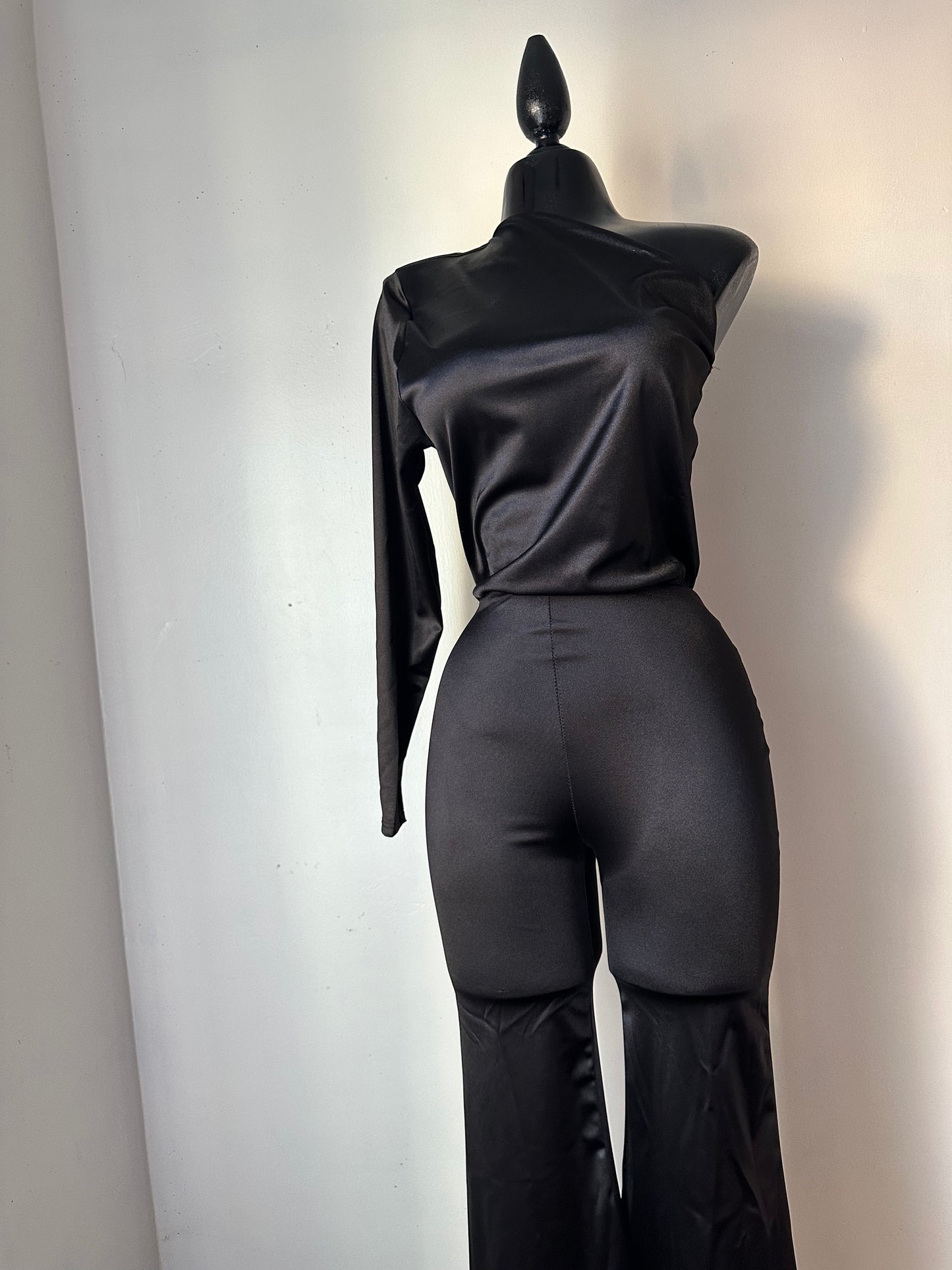 Itzel jumpsuit.
