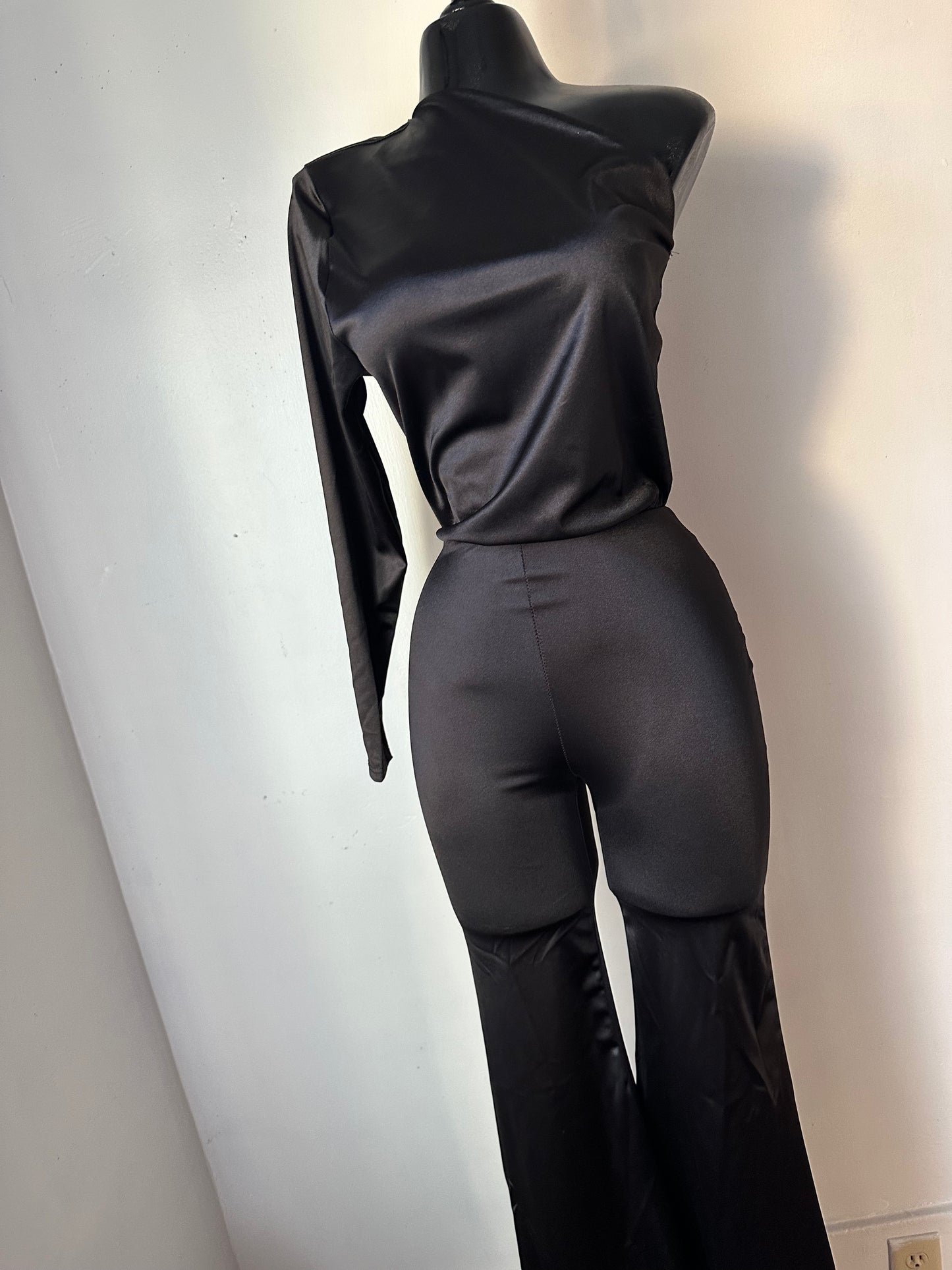 Itzel jumpsuit.