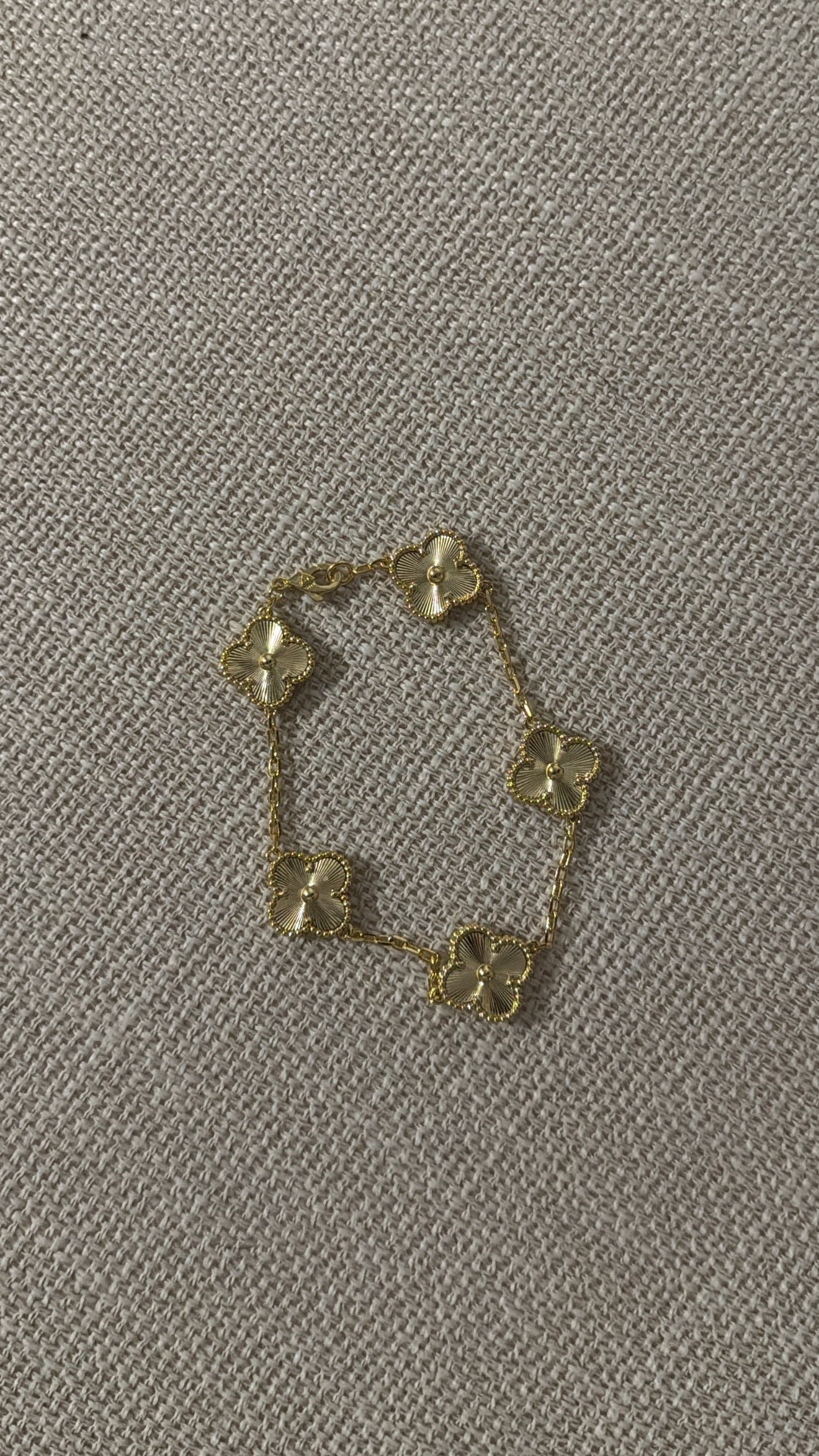 Flower bracelet
