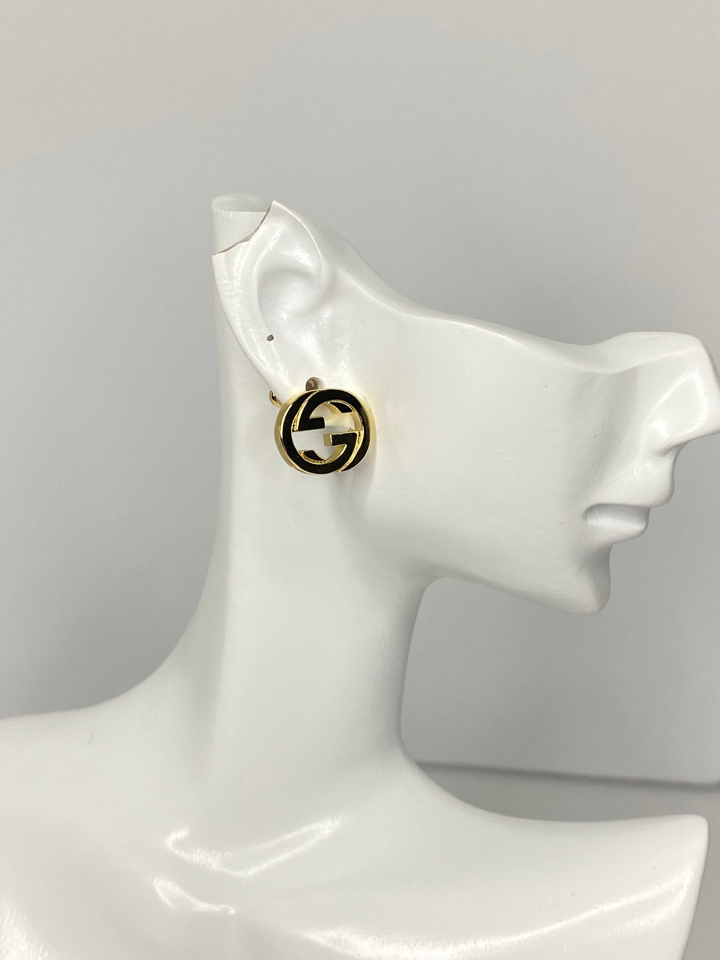 GG earrings