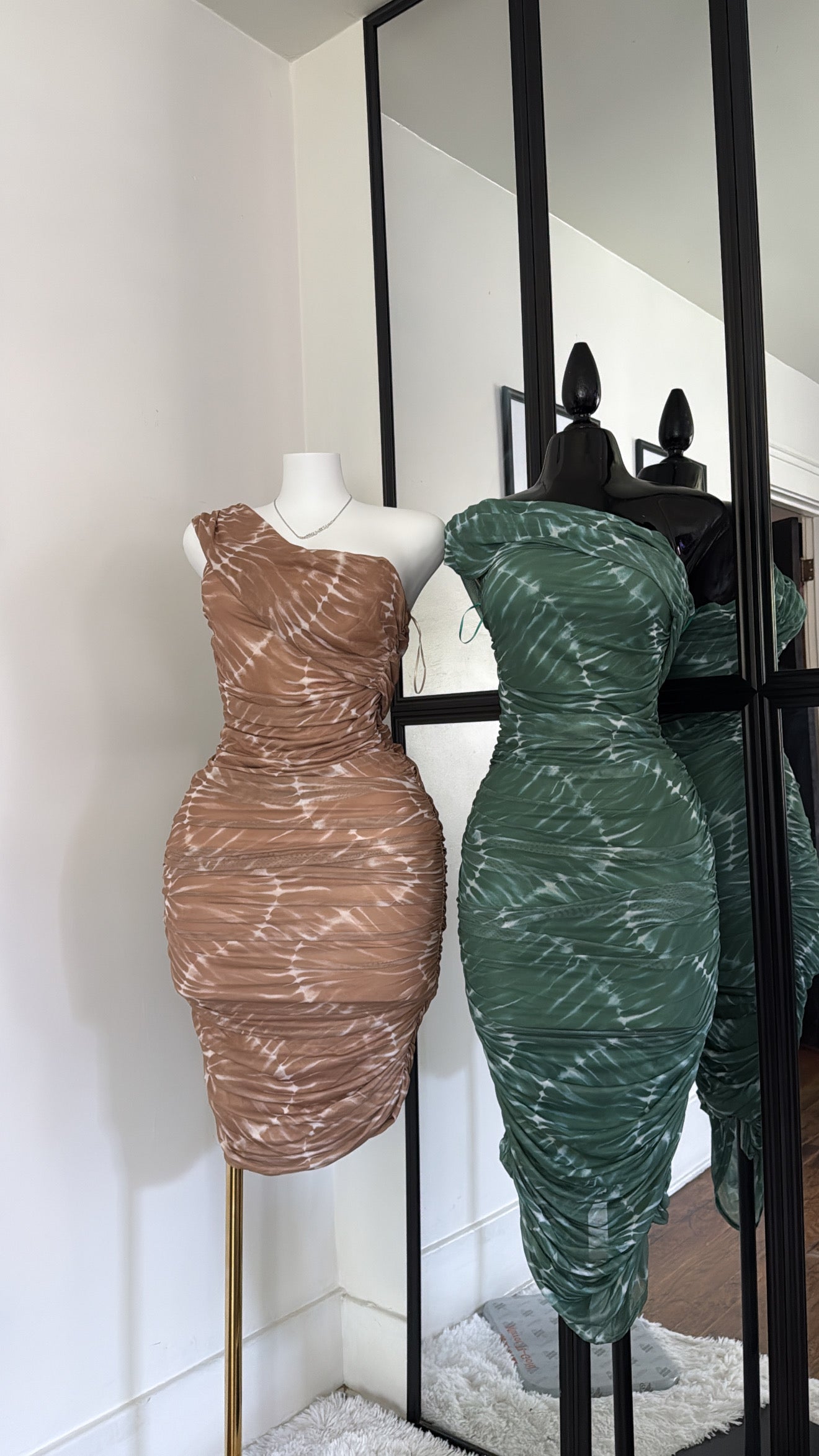 Esmeralda MIDI Dress