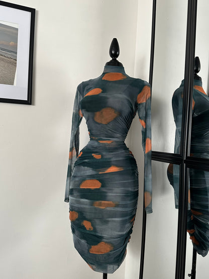 Vestido largo estampado topos
