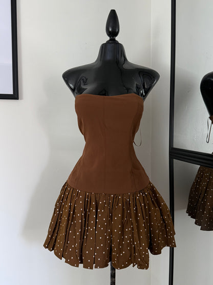 Polk dots are tube dress