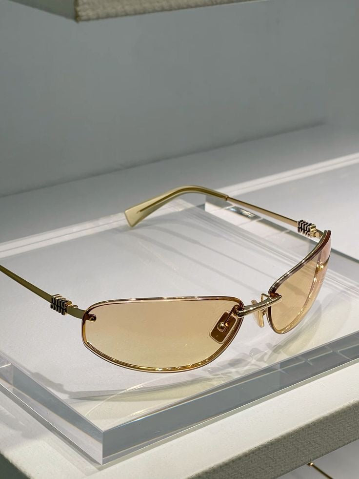 Muy muy sunglasses