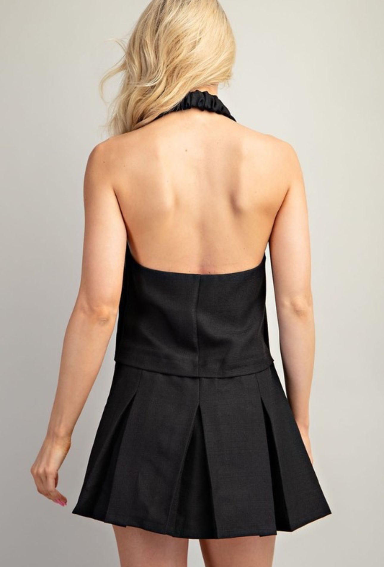Solid pleated dress