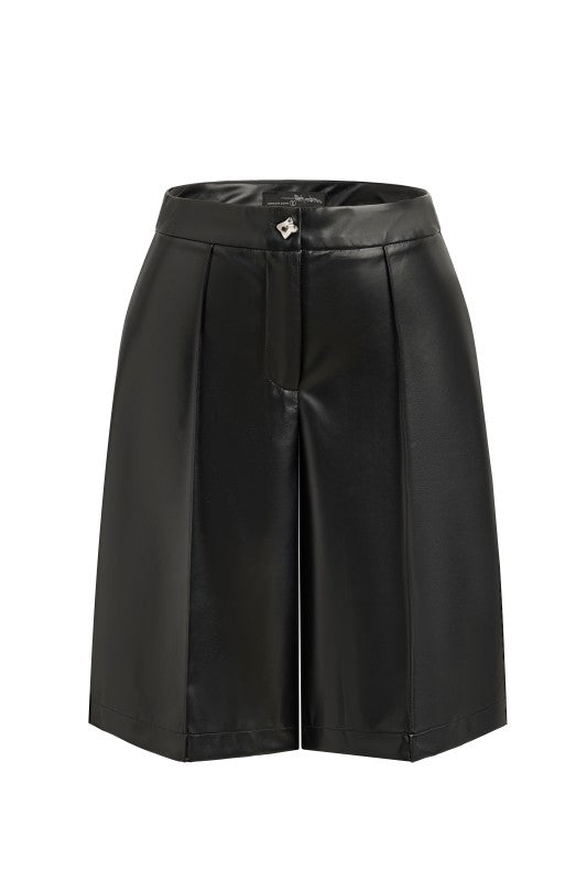 Bermudas leather