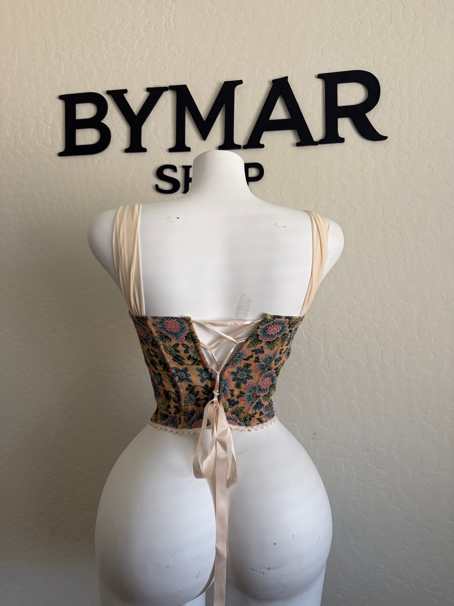 Corset con varillas