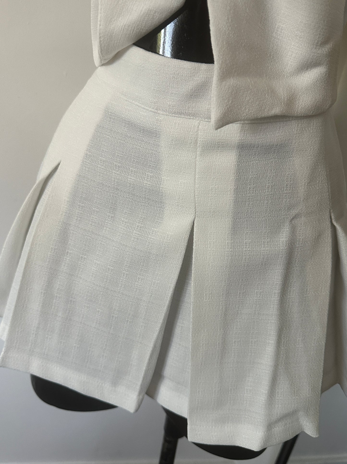 Solid pleated dress