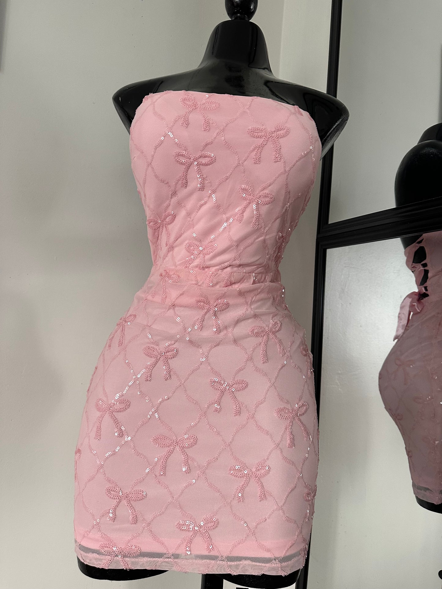 vestido moñitos