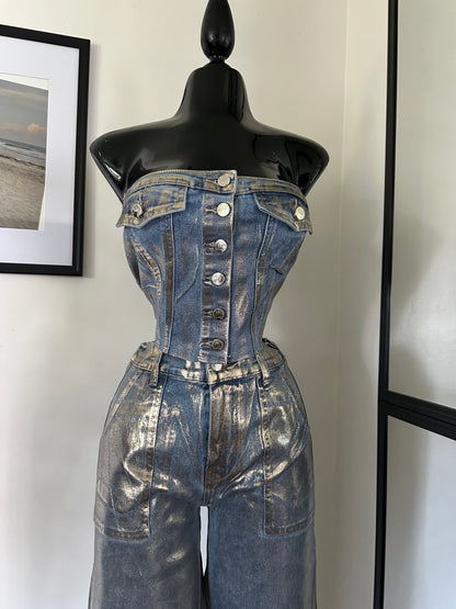 Conjunto oro + denim