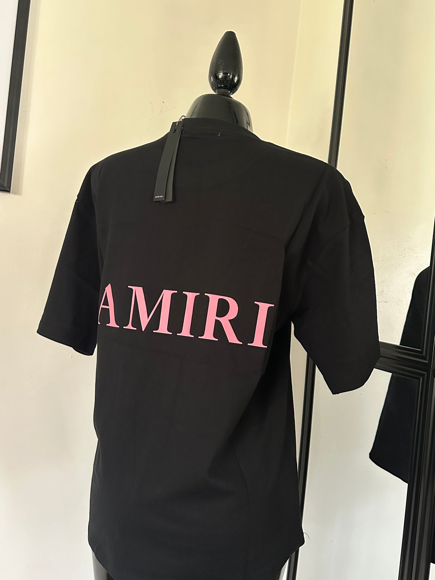 Amari T-shirt (unisex)