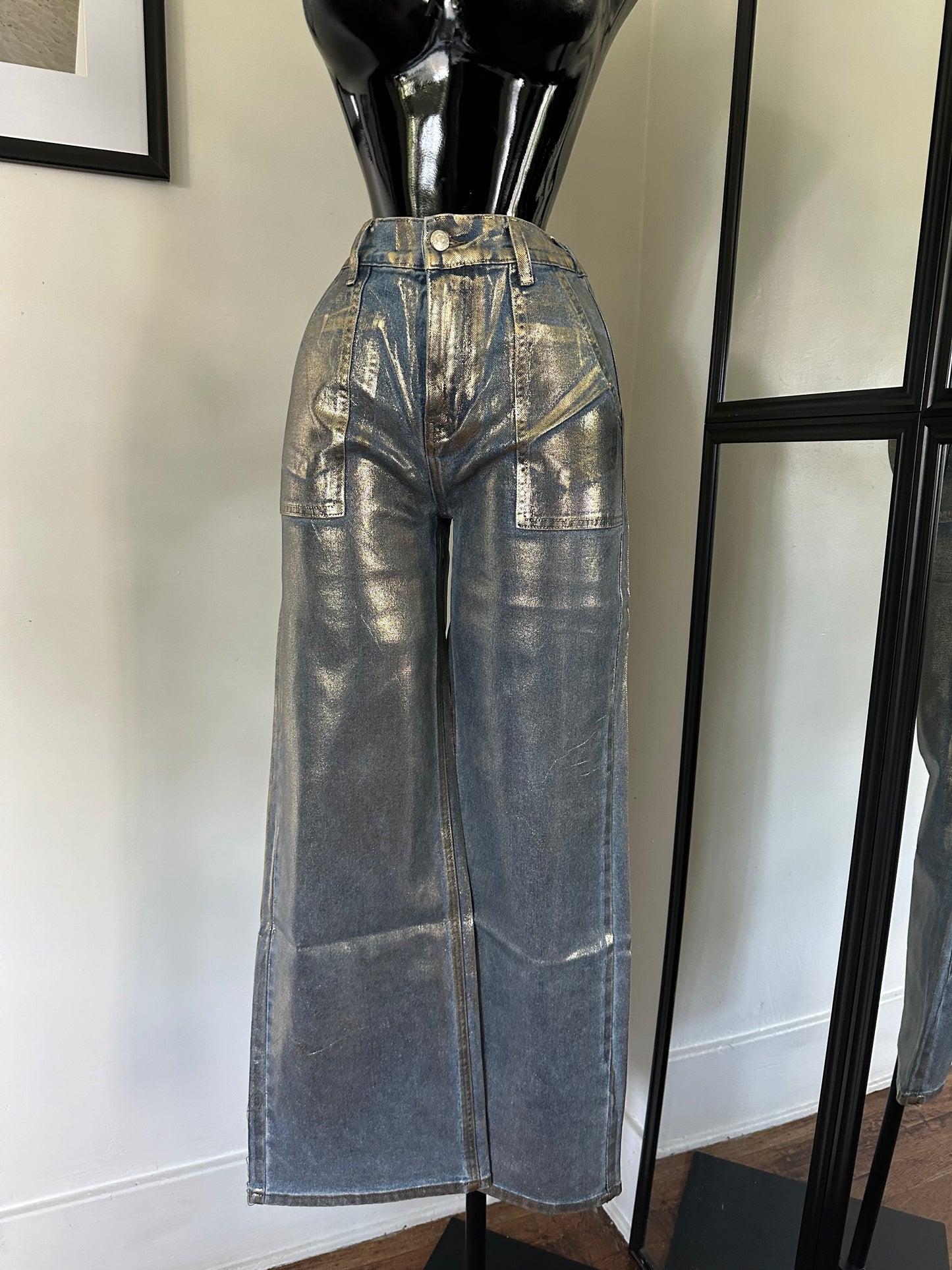 Conjunto oro + denim