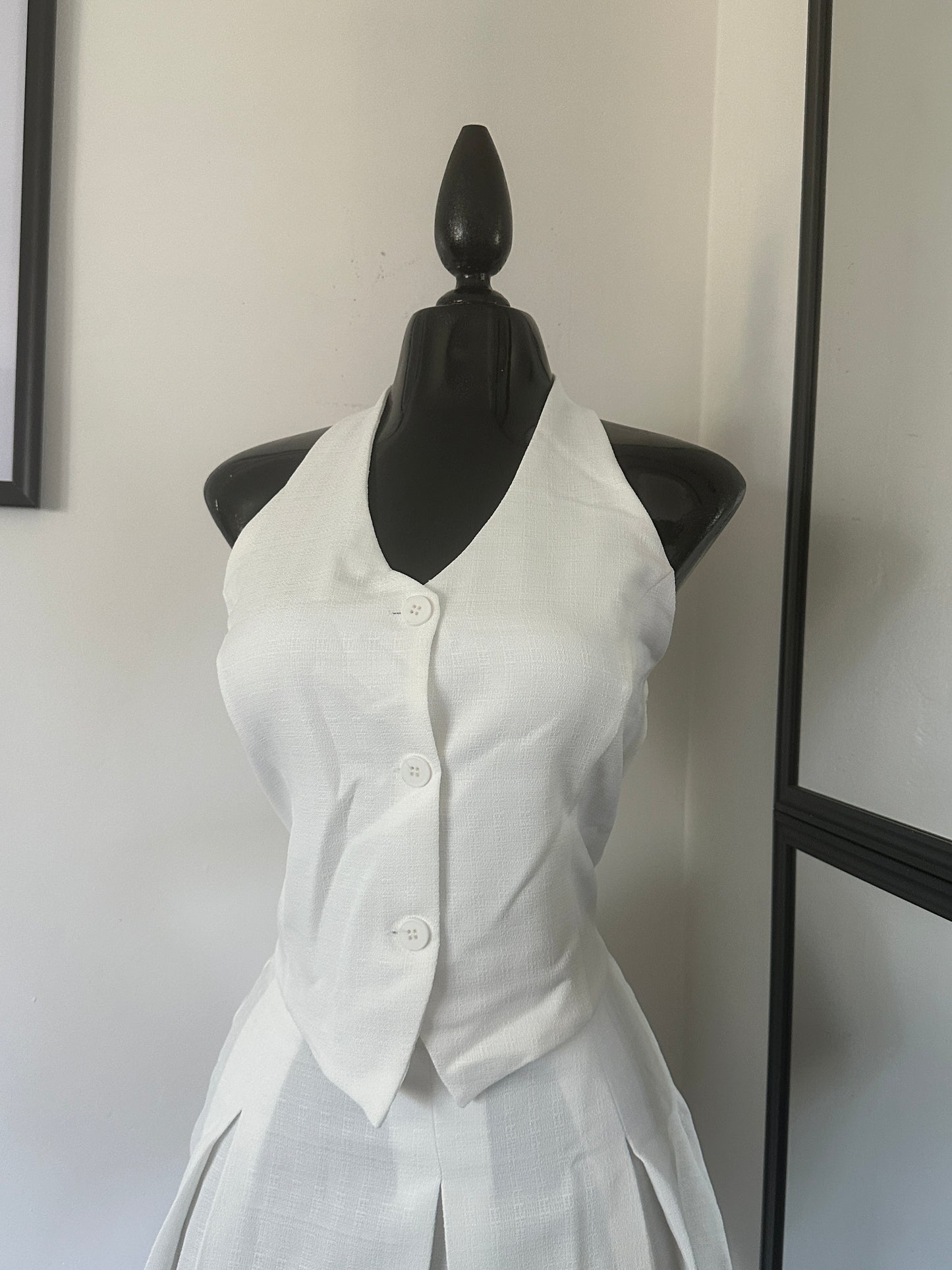 Solid pleated dress