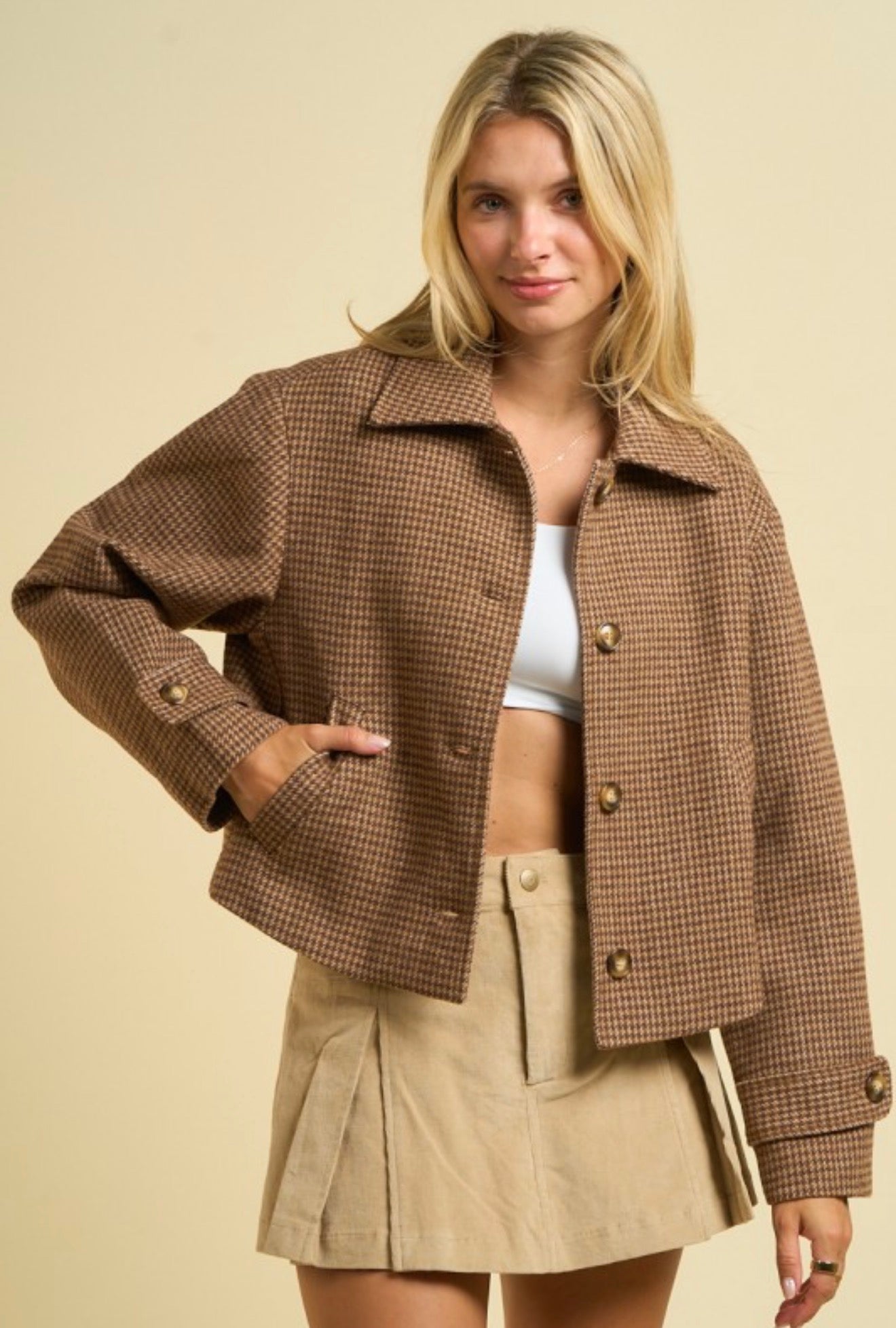 Houndstooth cropped jacket