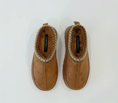Slippers brown