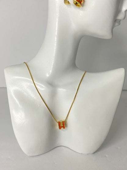 H necklace