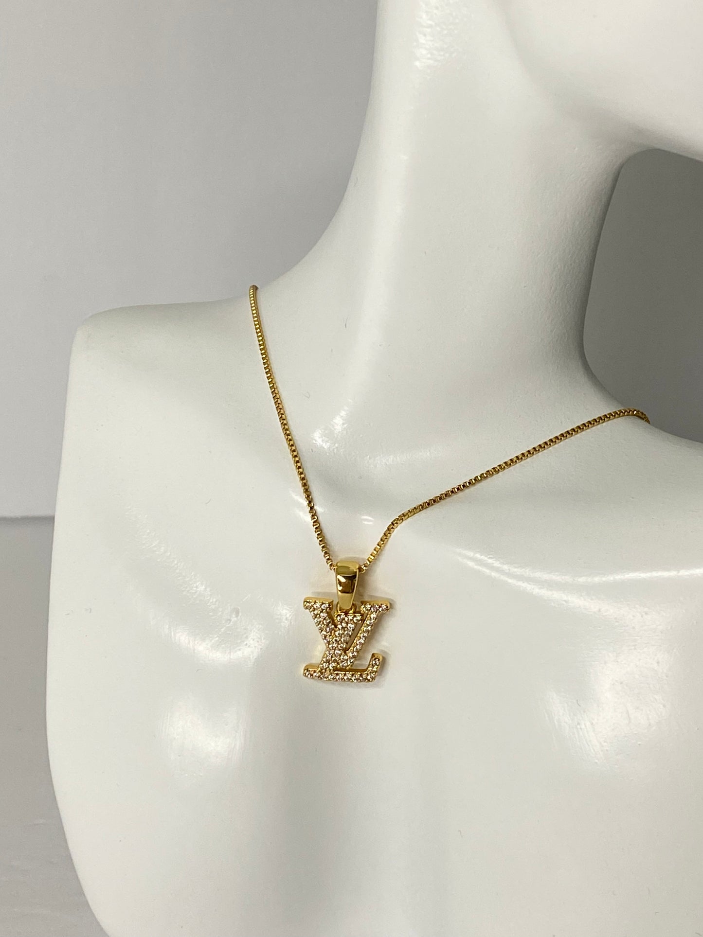 Collar LV
