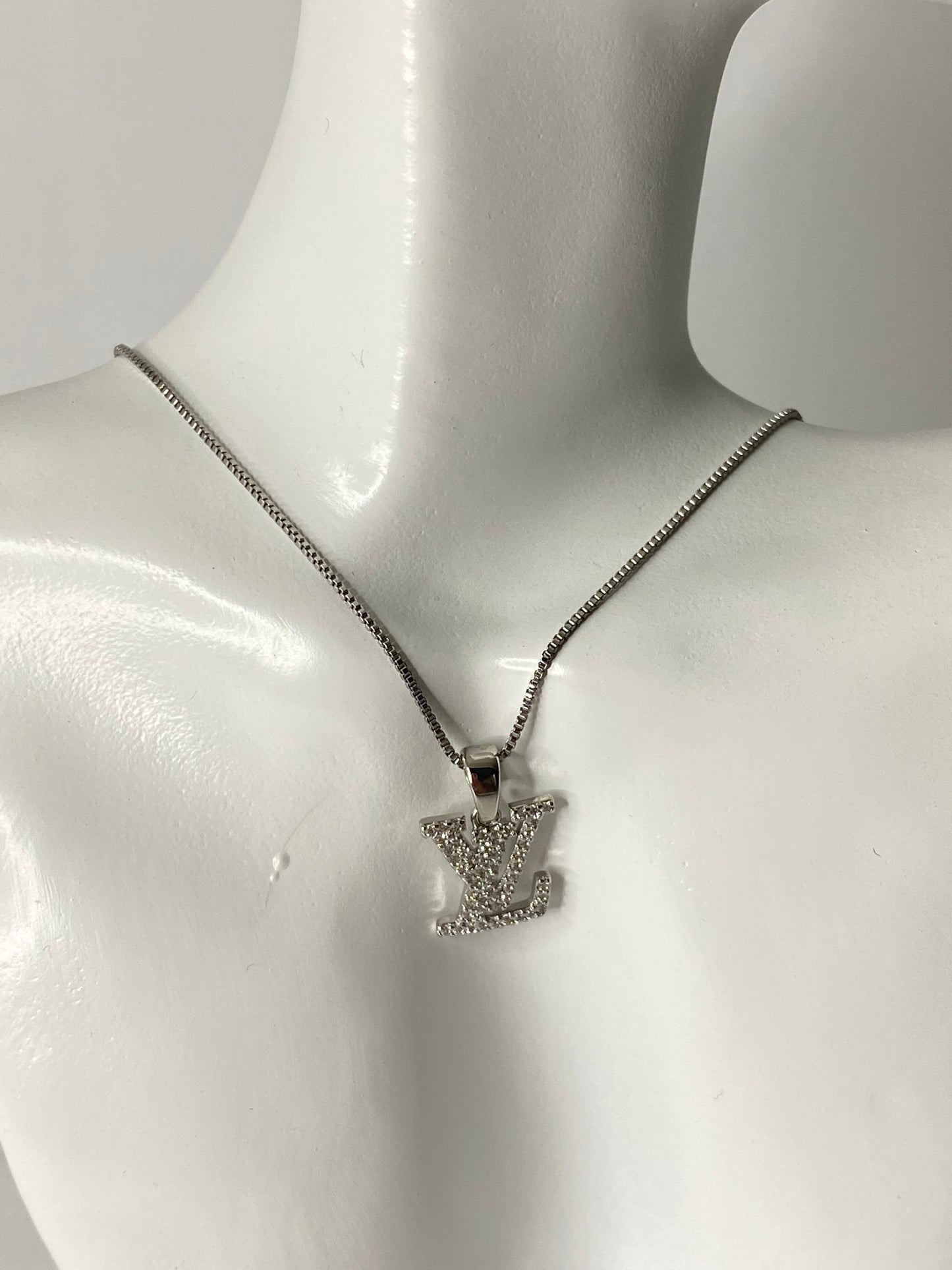 Collar LV