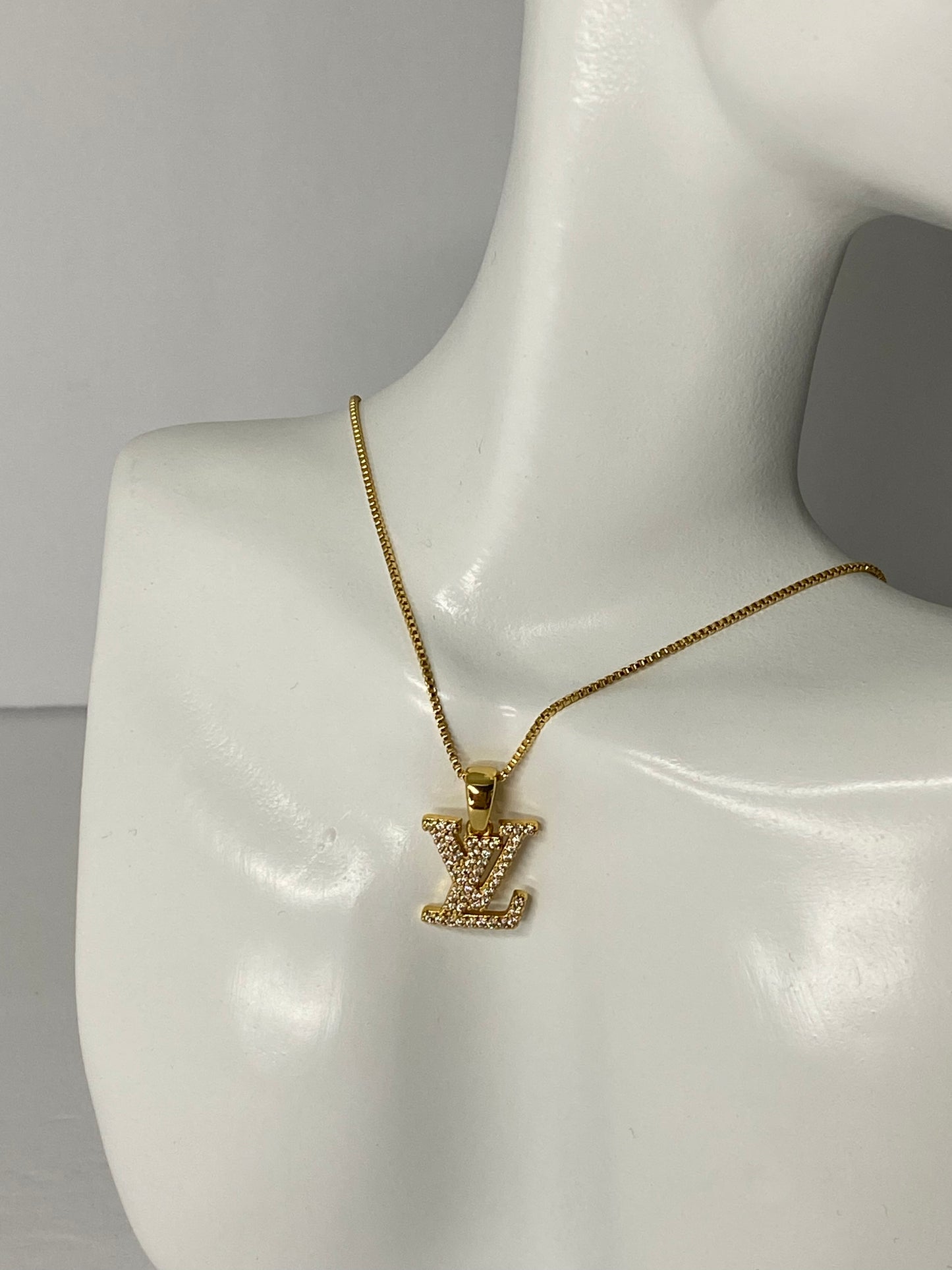 Collar LV